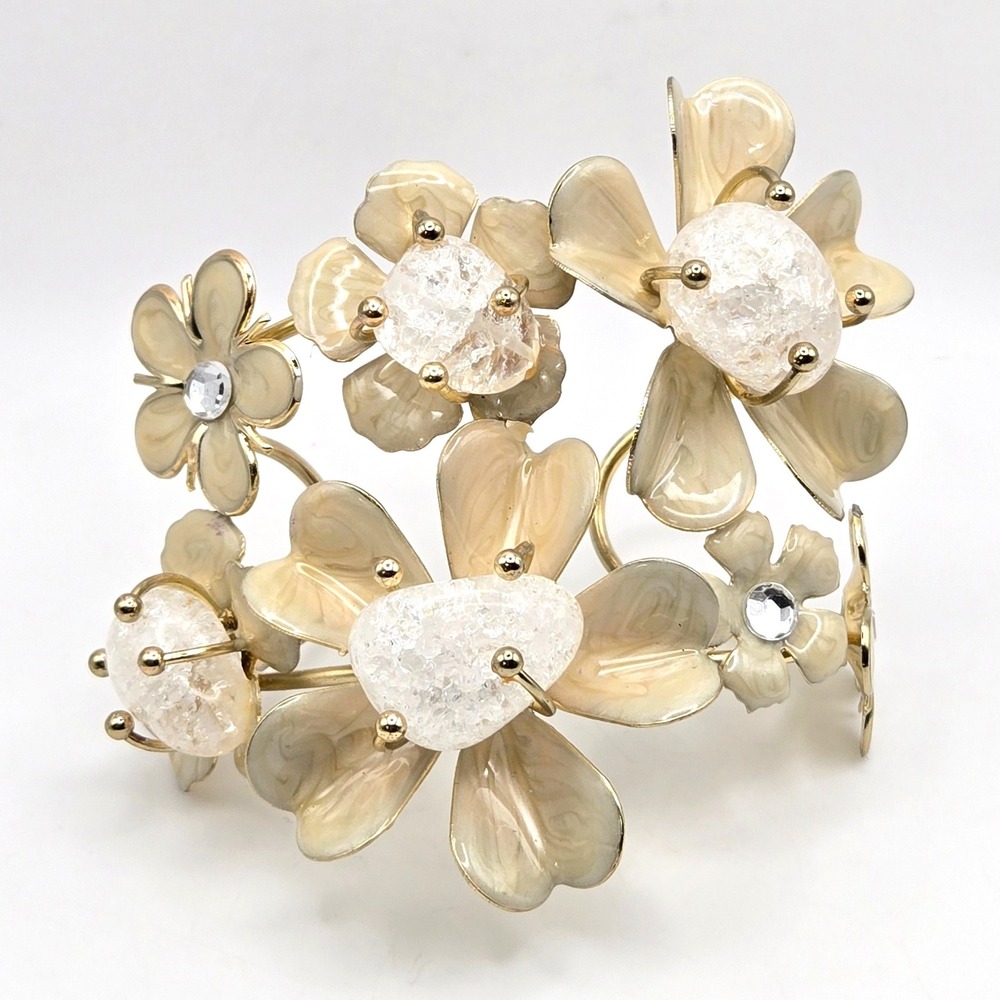 Gold Tone Beige Enamel Flower Cuff Bracelet Crackle Glass Rhinestone Floral‎